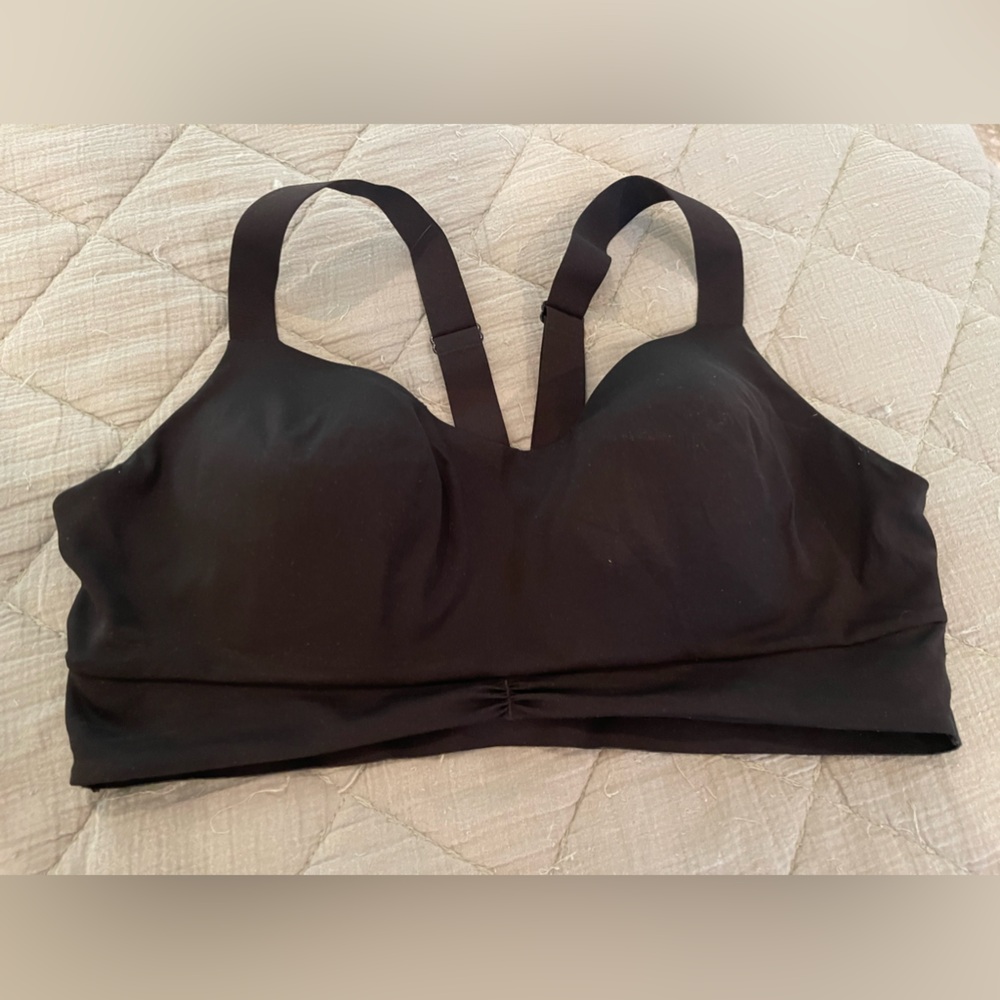 Victoria’s Secret ON POINT Active bra